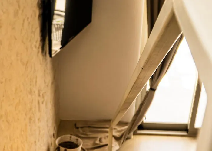 ήσυχο κυκλαδίτικο σπιτι White Stone N8 * Plintri